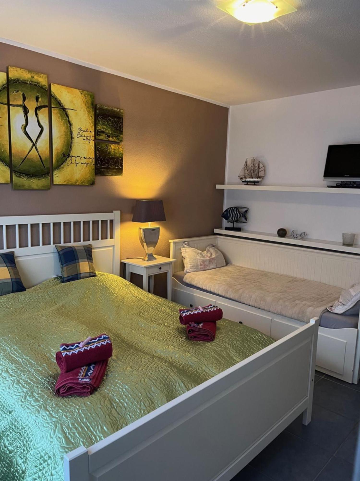 Ferienwohnung Haus Schwalbennest Eg Ditzum Eksteriør bilde